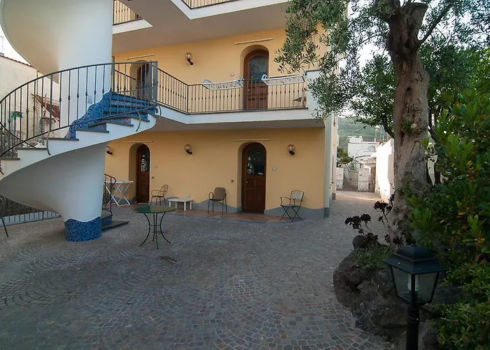 Polito Lacco Ameno (Isola d'Ischia)
